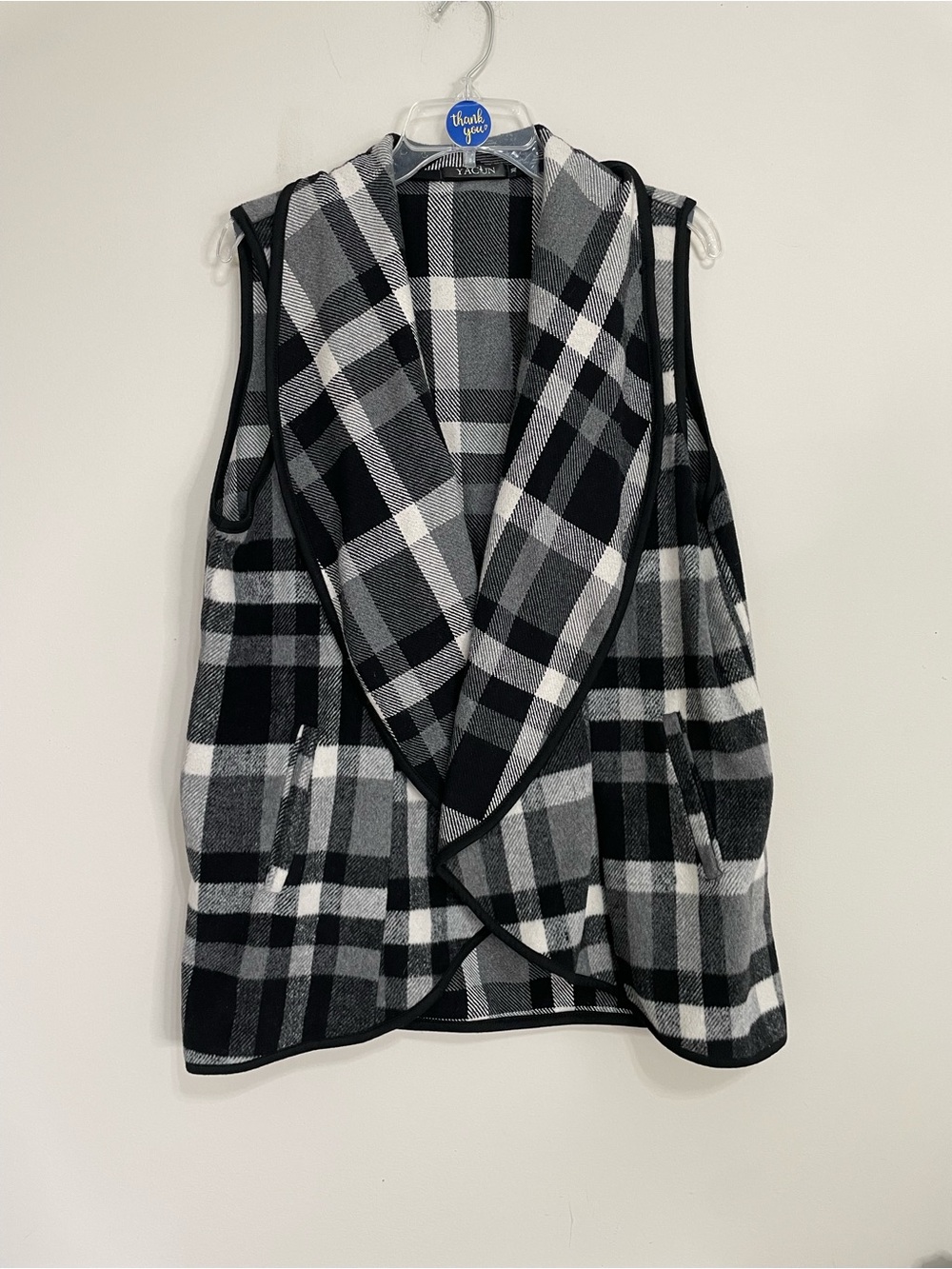 Yacun Plaid Sleeveless Cardigan Vest - Black, White& Gray vest Sz XL Business